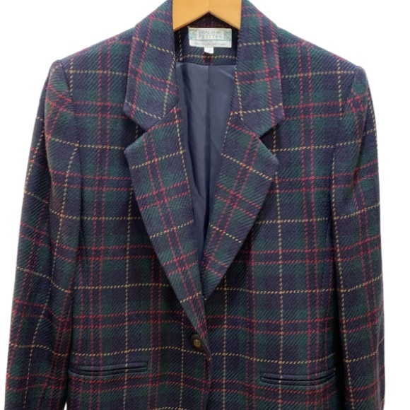 Braemar Jackets & Blazers - Braemar Petites Check Plaid Wool Blazer